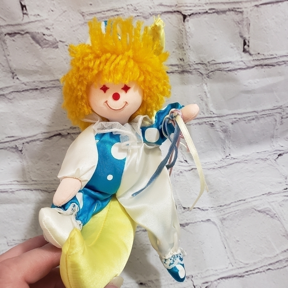 Russ Soft Sculpture Satin Clown On The Moon Wall Hanging 8" Vintage Korea #8406
